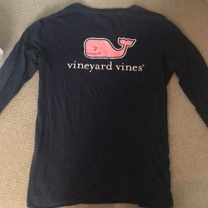 Vineyard vines t shirt